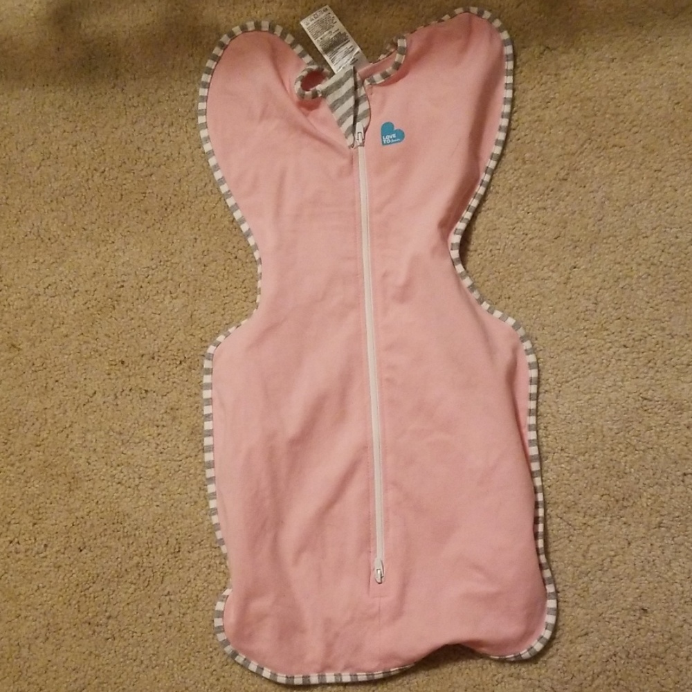 Love to dream arms up swaddle